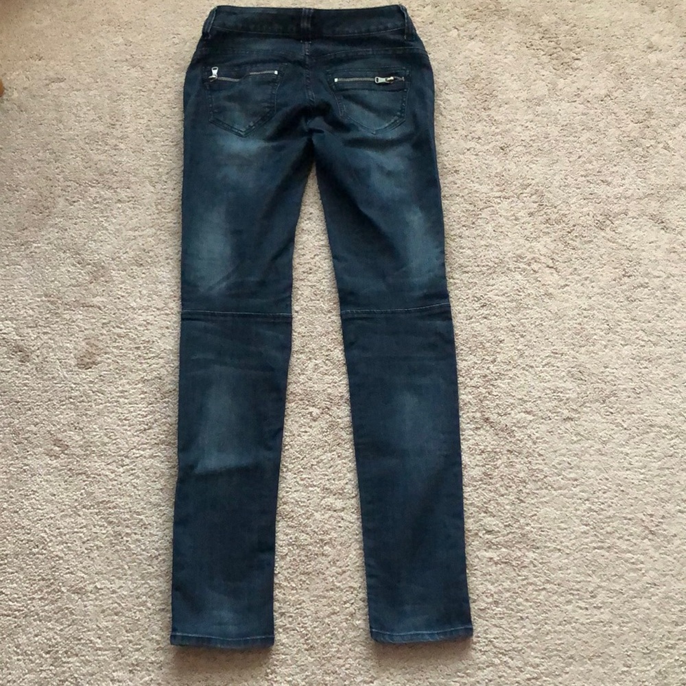 Jeans - Picture 4 of 6